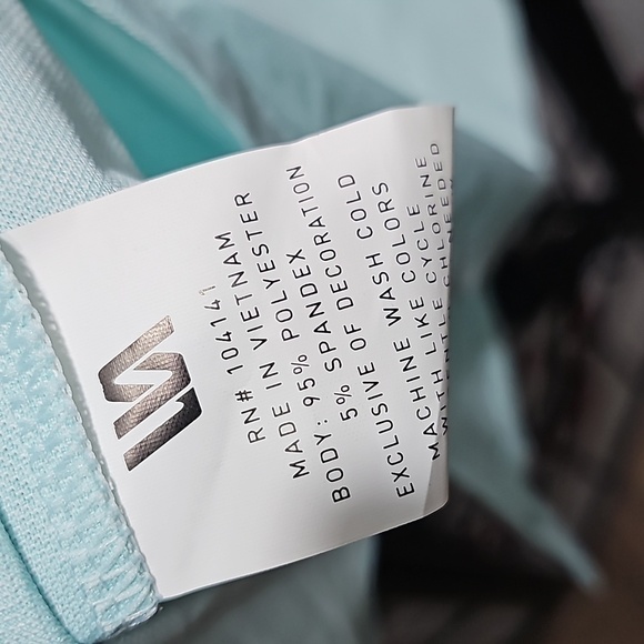 VRST Short Sleeve Button Shirt Size Small NWT - Picture 6 of 6